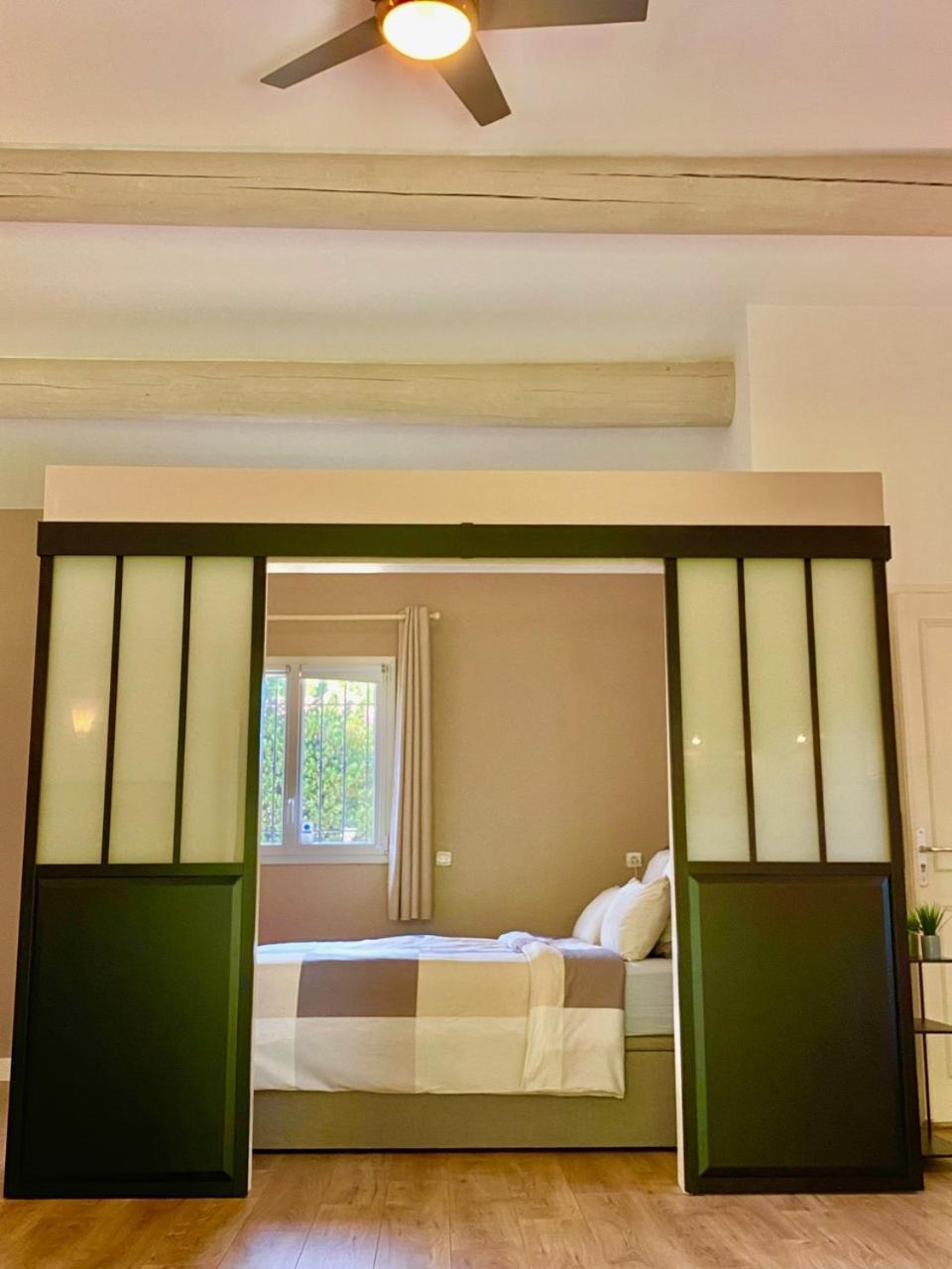 Appartement Neuf Et Au Calme Proche Avignon Althen-des-Paluds المظهر الخارجي الصورة