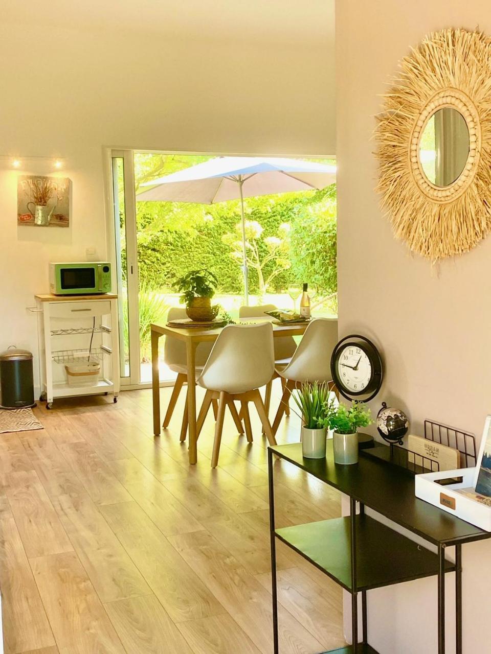 Appartement Neuf Et Au Calme Proche Avignon Althen-des-Paluds المظهر الخارجي الصورة